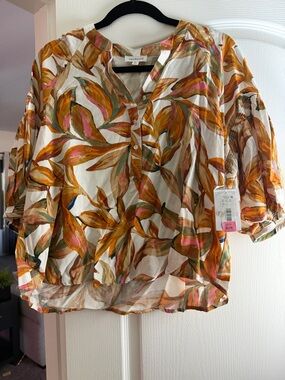 Weekend Max Mara White Leaf-Print Peasant Blouse with Autumn Tones